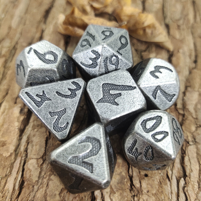 Hướng dẫn sử dụng xúc xắc chơi game bằng kim loại trong ngục tối và rồng