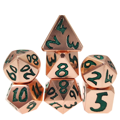 Chất liệu đồng màu xanh nhạt Trò chơi Portable Sharp Metal Hand Pouring Polyhedral Dice Set