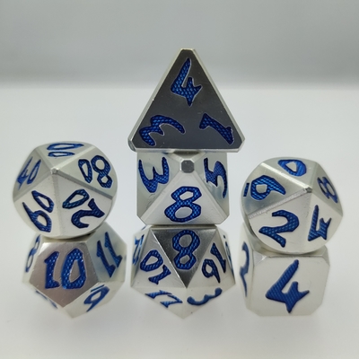 Portable Hand Poured RPG Dice Hand Polished Polyhedral 7 Die