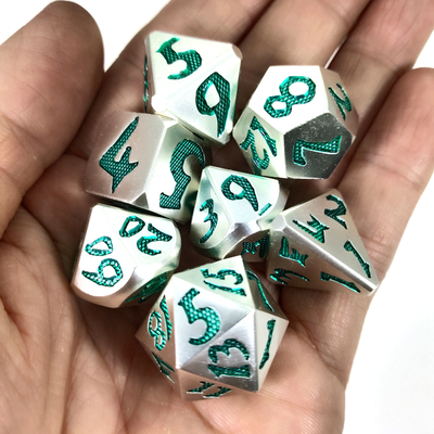 Trọng lượng nhẹ cho bộ sưu tập Rpg Dice Set Green Silver Metal Portable Trò chơi xúc xắc kim loại độc đáo dành cho Dnd