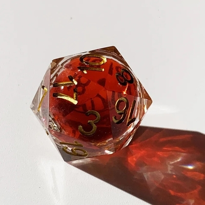 RPG Game Blood Dice Set Đỏ Liquid Core Dice Nhựa Rồng Và Dungeon