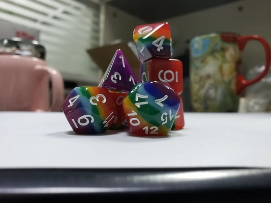 7 Lớp cầu vồng tay làm từ nhựa Dice Crusson And Dungeon DND#RPG