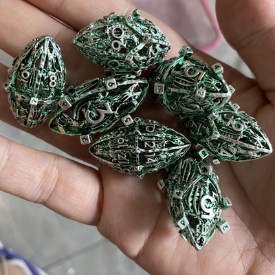 Thiết kế Rugby Chủ đề kim loại RPG rỗng Dice Set Dragon And Dungeon DND