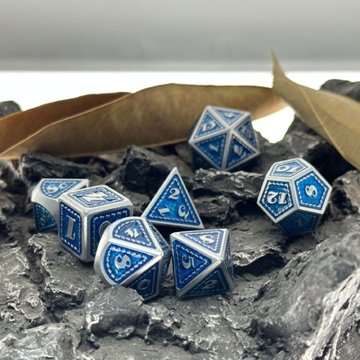 Dragon Scale Solid Metal Dice Set Multi Color DND RPG Màu sáng