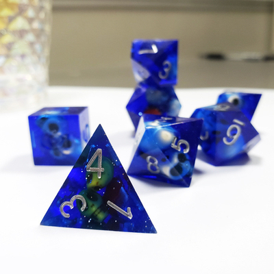 Blue Crystal Skull Resin Boarding Dice Set Dragon và Dungeon