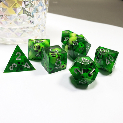 Green Crystal Skull Resin Boarding Dice Set Dragon và Dungeon