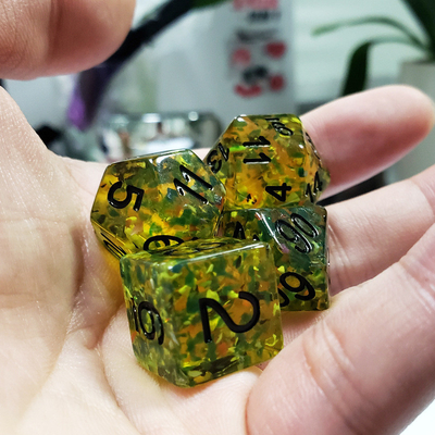 Màu vàng flash nhựa boarding Dice Set dnd dice