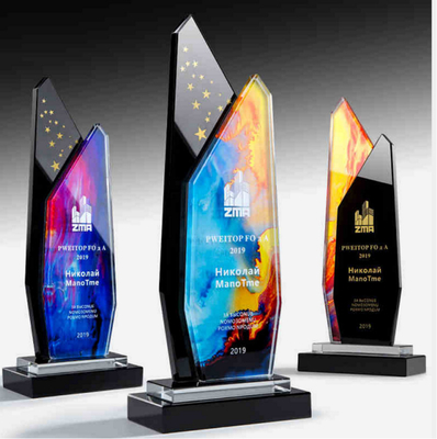 Trophy nhựa tinh thể đa màu rõ ràng và chống mòn