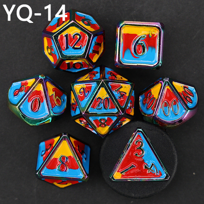 Đặt xúc xắc kim loại DND tùy chỉnh màu sắc polyhedron kim loại rắn với số bạc, được sử dụng cho trò chơi cờ vua D &amp; D