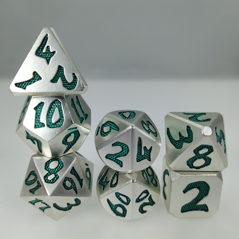 Trọng lượng nhẹ cho bộ sưu tập Rpg Dice Set Green Silver Metal Portable Trò chơi xúc xắc kim loại độc đáo dành cho Dnd