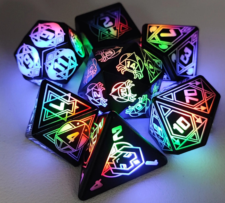 Ánh sáng lên DND Dice Sạc lại với hộp sạc 7 PCS LED Electronic Dice For Tabletop